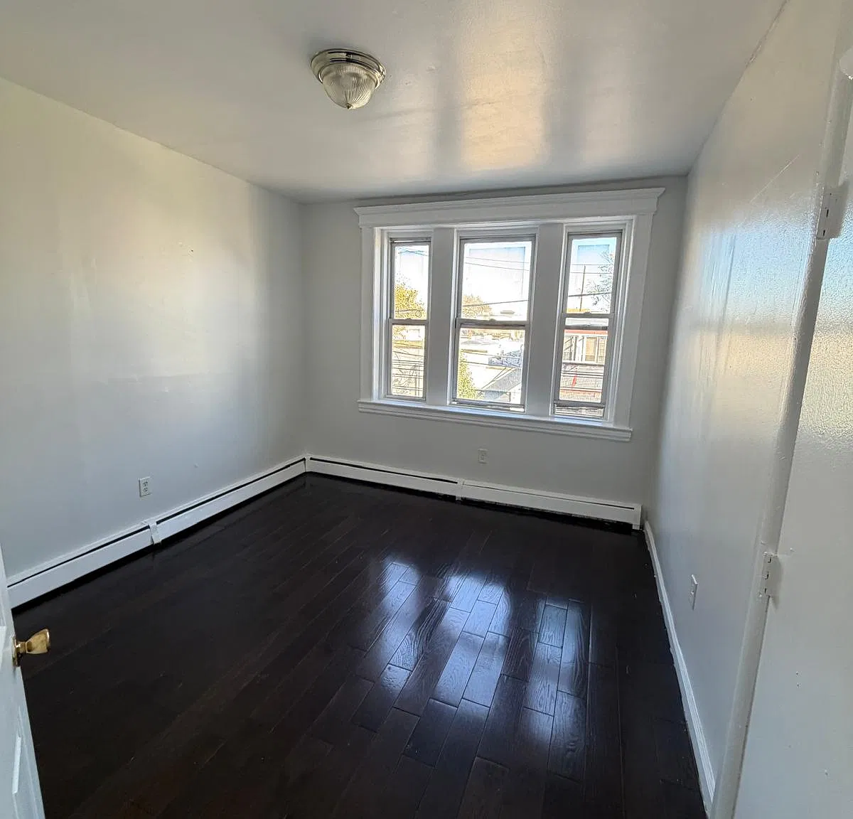 1 bed, 1000 sqft, $1,500 — Photo 2