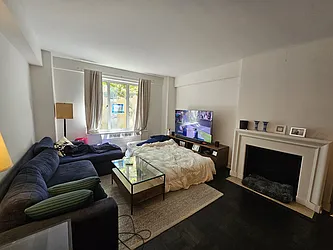 Rented by essential NEW YORK Real Estate