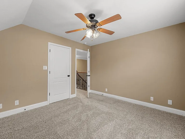 268 Turnberry Cir — Photo 30