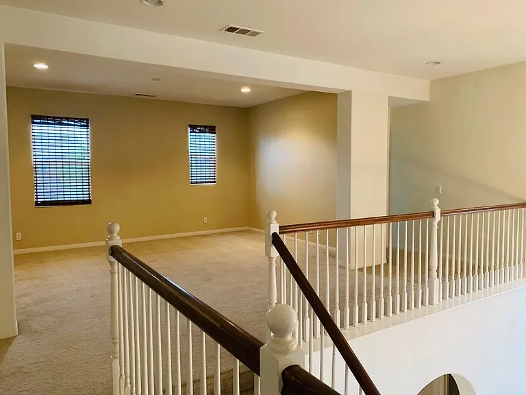 7638 Stonegate Dr — Photo 15