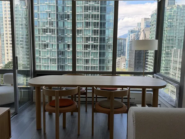 1200 Georgia St W, Vancouver, BC