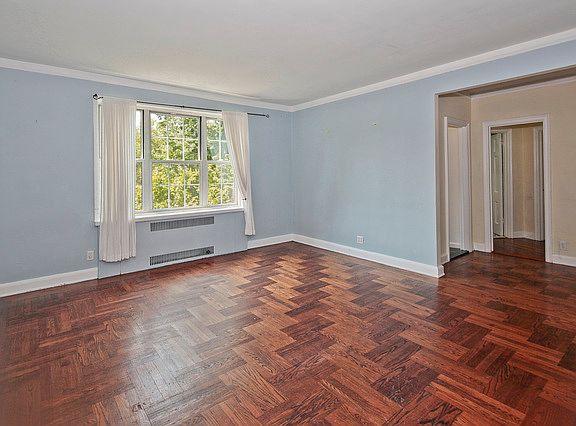 5th image of 6 Midland Gdns APT 1E