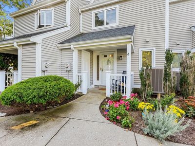 4 Westcliff Dr, Plymouth, MA, 02360