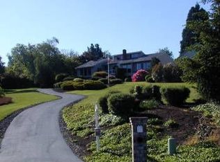 14440 SW Hazelhill Dr, Portland, OR 97224