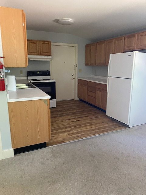 1st image of 7 Court St APT 14
