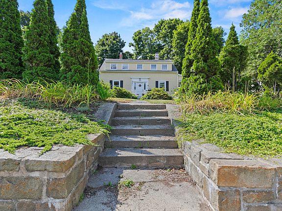 3rd image of 229 Cottage Road
