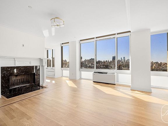3rd image of 60 23rd St #Penthouse 2217