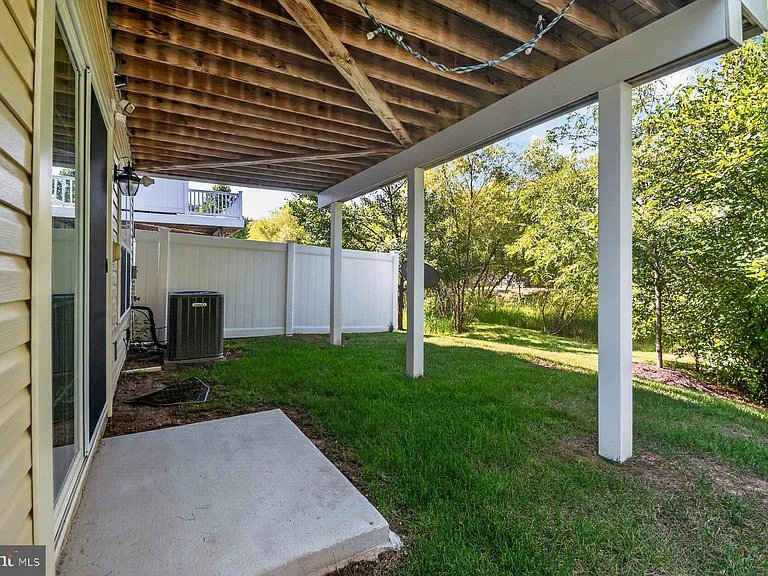 728 Millhouse Dr — Photo 27