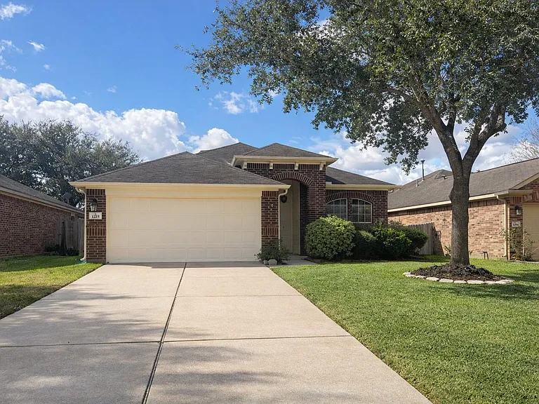 1215 Pecos Pass Dr — Photo 3