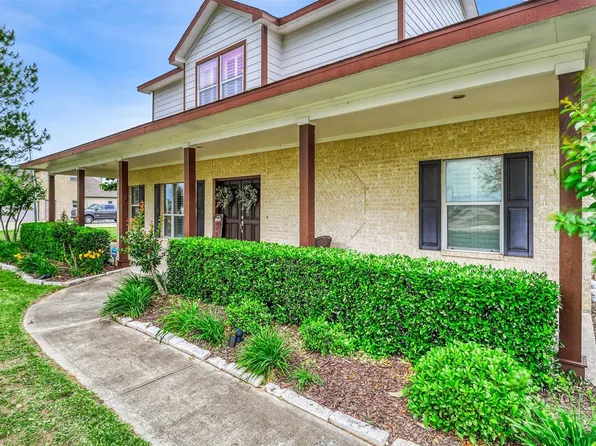 3026 Dees Cir, Sealy, TX 77474