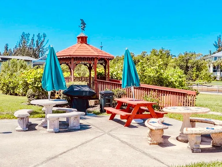 Gazebo and Bar-b-que area.