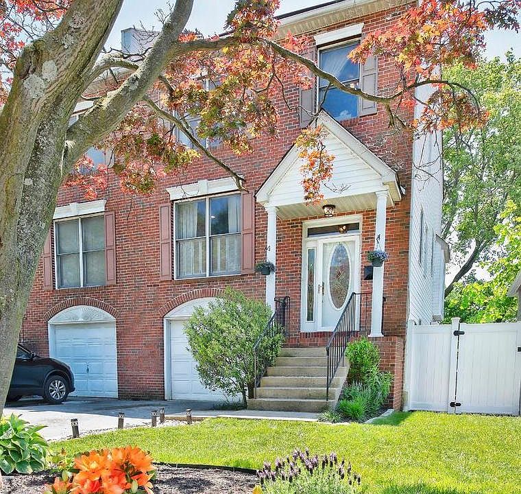 1st image of 102 Florence Ave