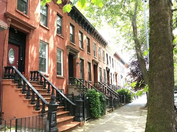419 Quincy St #A, Brooklyn, NY 11221