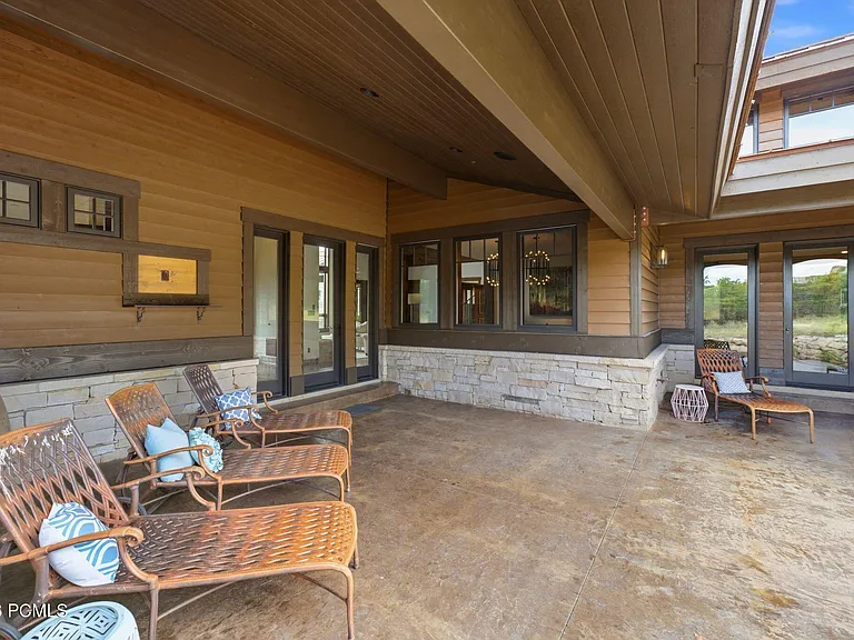 8235 N Sunrise Loop — Photo 70