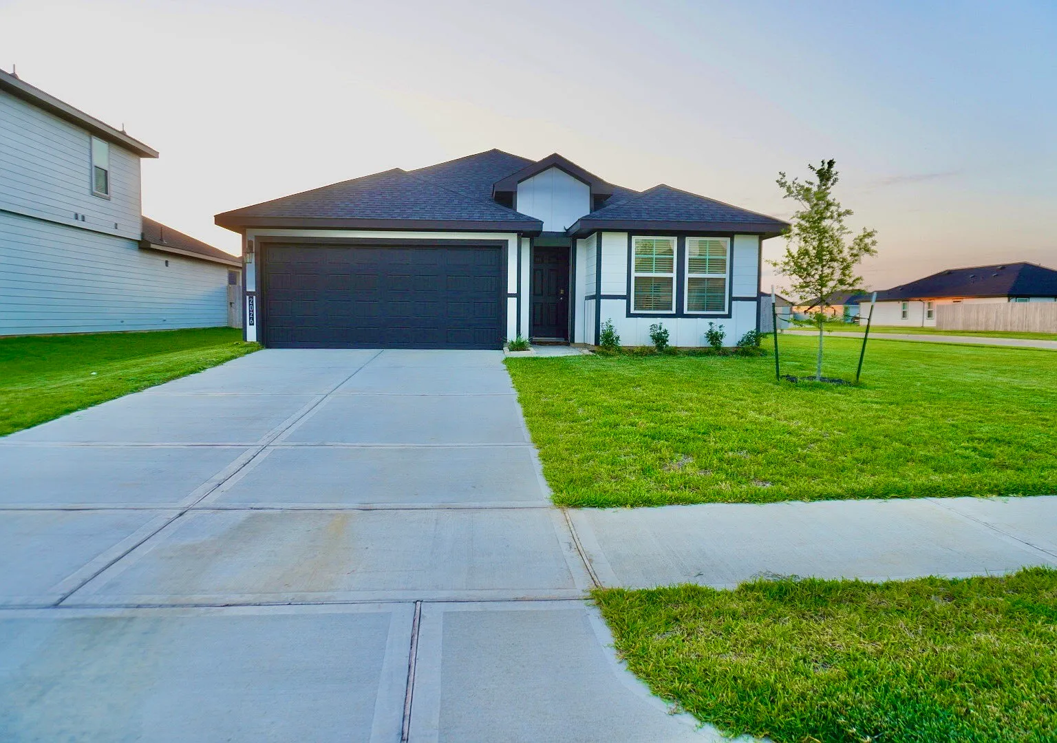 4 bed, 1778 sqft, $2,575 — Photo 1