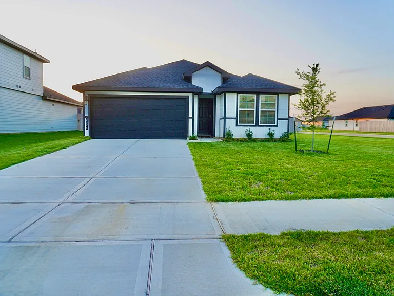 2026 Woodlark Way — Photo 1