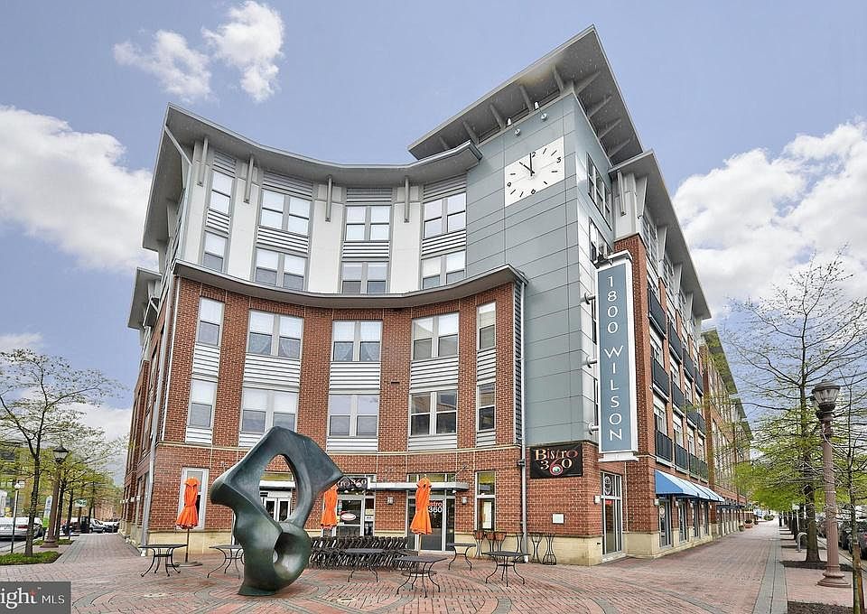 1st image of 1800 Wilson Blvd #335