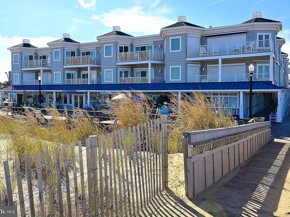1st image of 98 Garfield Pkwy #312