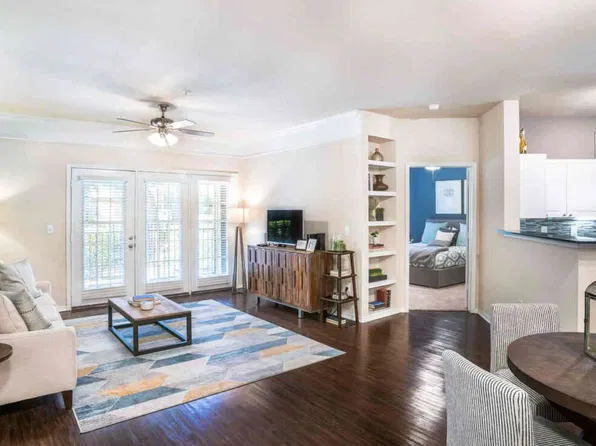 4400 W University Blvd #12109, Dallas, TX 75209