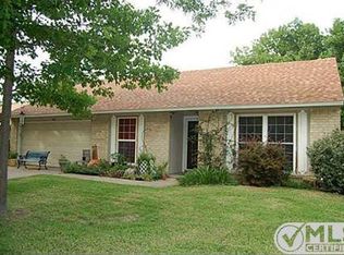 416 Redbud Dr, Forney, TX 75126