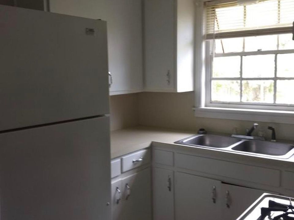 1st image of 2147 NW Denver Ave