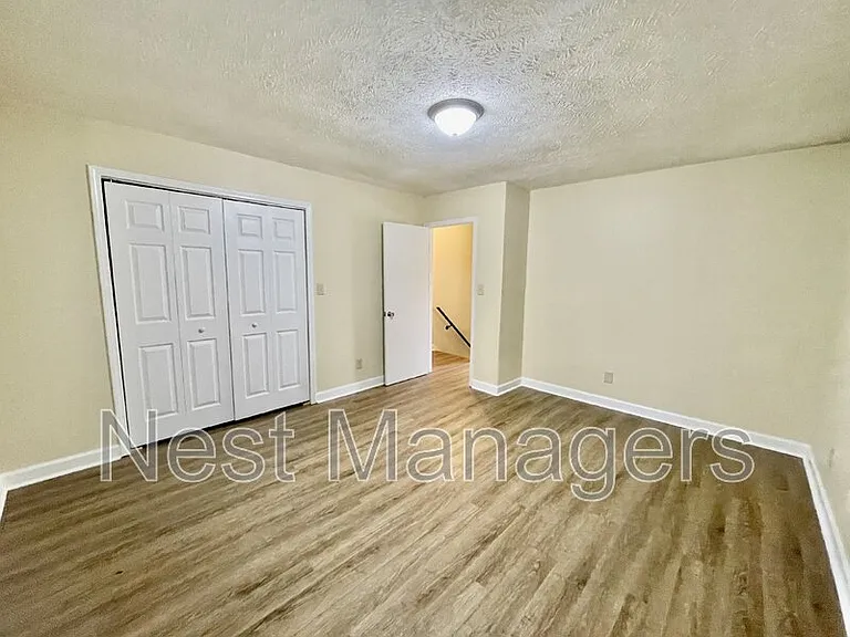 5852 Aftonshire Dr — Photo 5
