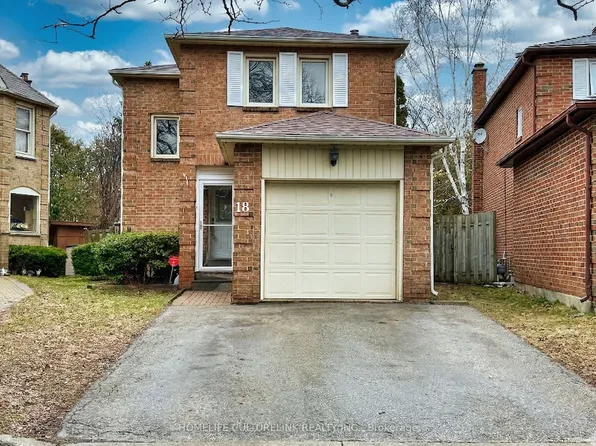 18 Eugenia Ct, Markham, ON L3R 4Y6