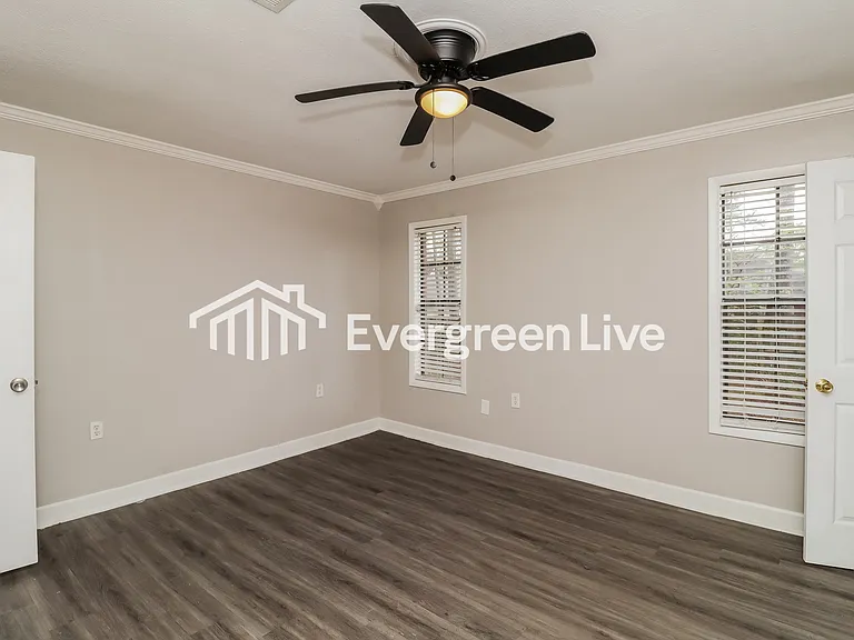 125 Dogwood Cir — Photo 9