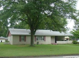 908 Betty St SW, Decatur, AL 35601
