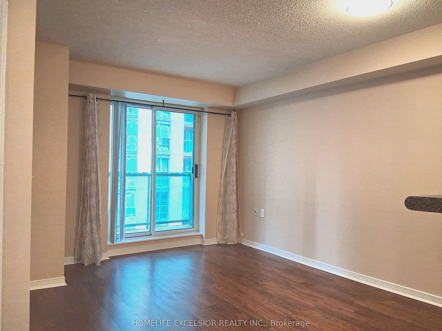 1 bed, $2,230 — Photo 4