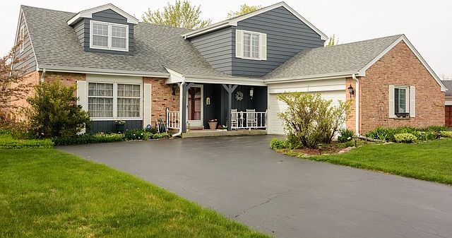 1st image of 425 W Kerry Ct