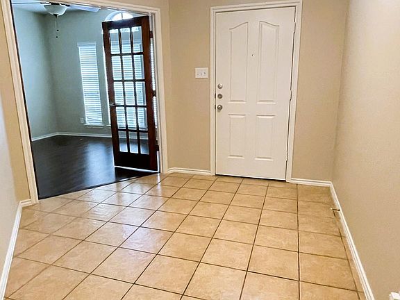 4th image of 7809 Corona Ct