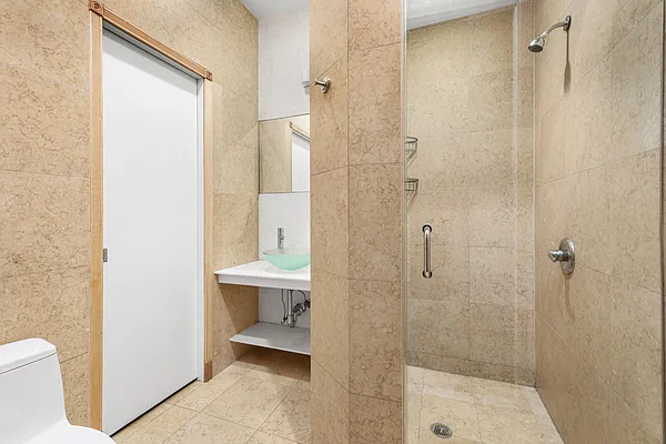 Rented by Douglas Elliman | media 21