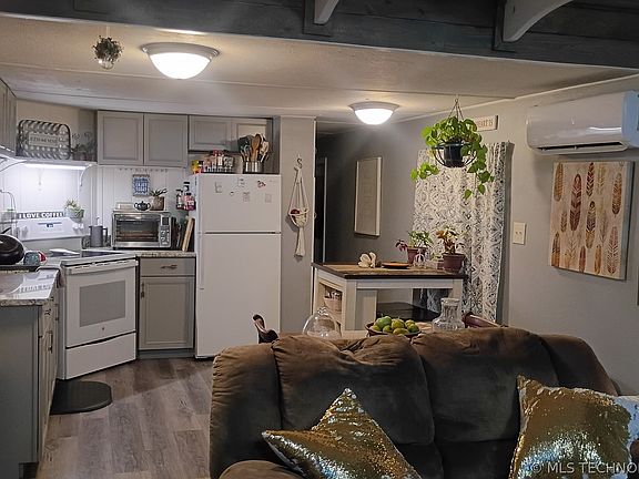 3rd image of 25640 S 607th Rd