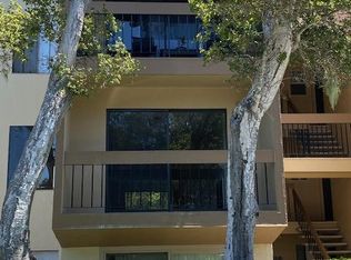2208 Golden Oaks Ln #2208, Monterey, CA 93940