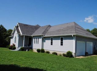 680 Morgan Rd, Lafayette, TN 37083