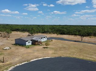 511 Desert Willow Rd, Hondo, TX 78861