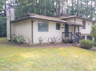 935 NE McWilliams Rd, Bremerton, WA 98311