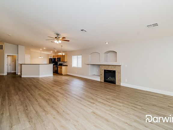 4th image of 6059 Camden Cove St