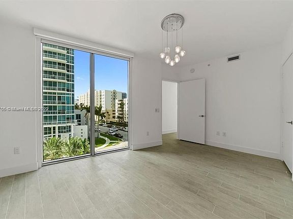 3rd image of 2900 NE 7th Ave Unit 301