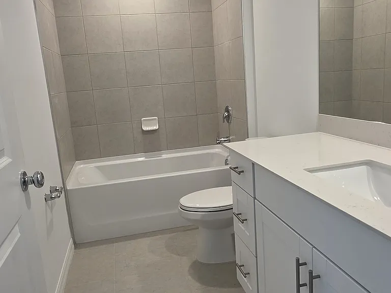 387 Martineau Cir — Photo 15