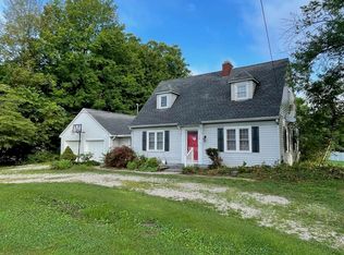 802 N Rod And Gun Club Rd, Bruceville, IN 47516