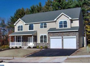 67 Neiffer Rd, Royersford, PA 19468