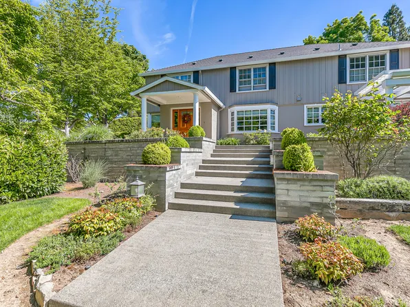 218 Saginaw Dr, Medford, OR 97504