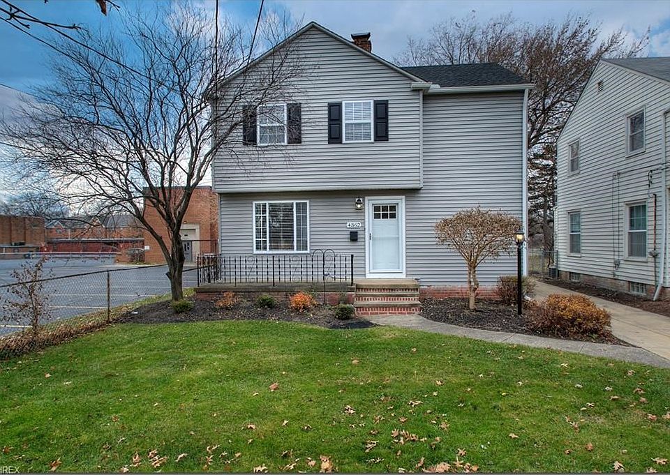 1st image of 4362 W 140th St