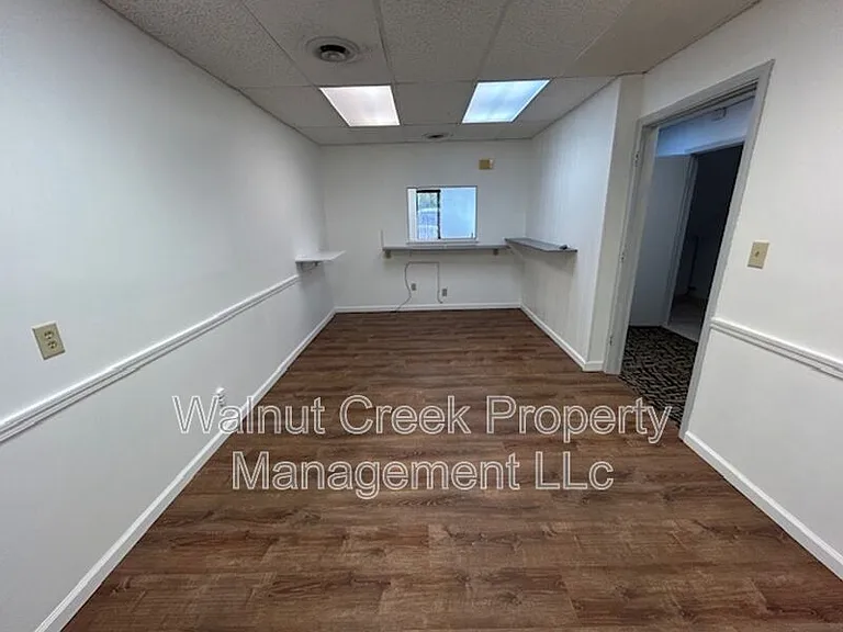 4642 Oberlin Ave #102 — Photo 3