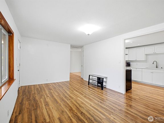 5th image of 14937 133rd Avenue SE
