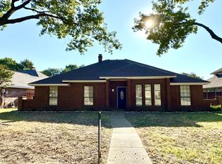 2702 Foxboro Dr, Richardson, TX 75082