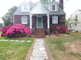 5718 25th St N, Arlington, VA 22207