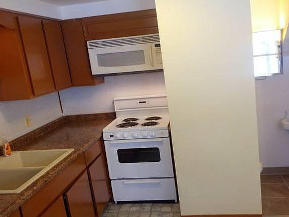 5th image of 815 E Holm Dr APT 3